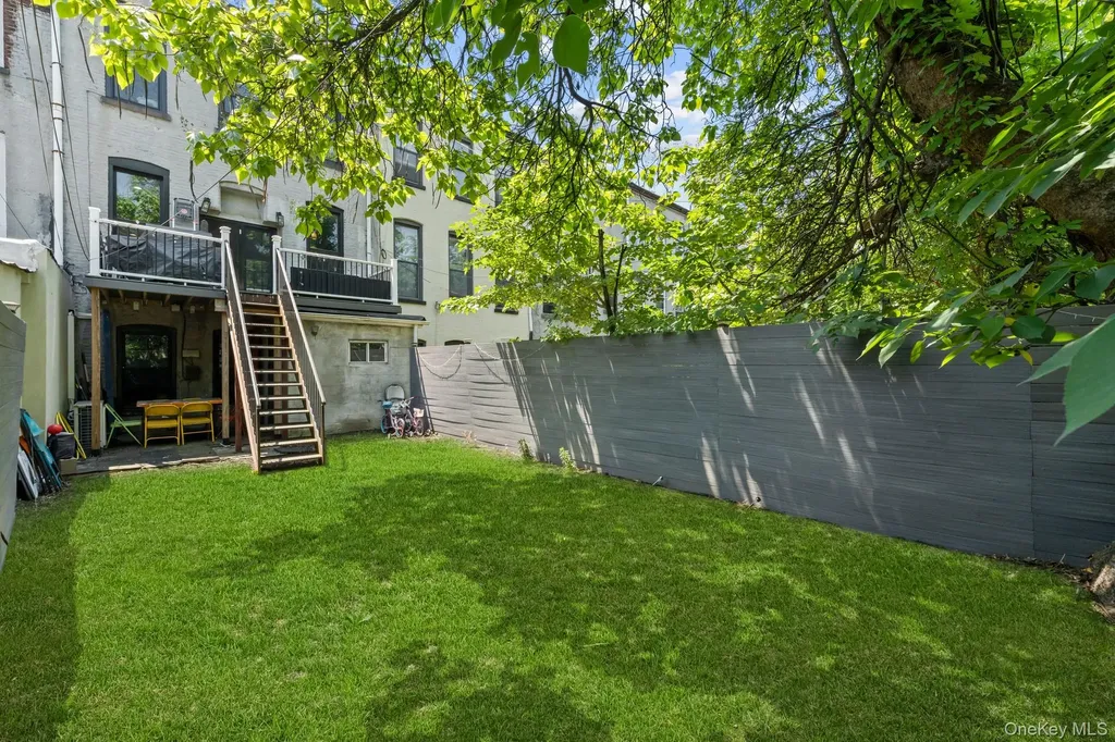 609 Lexington Avenue Brooklyn NY 11221