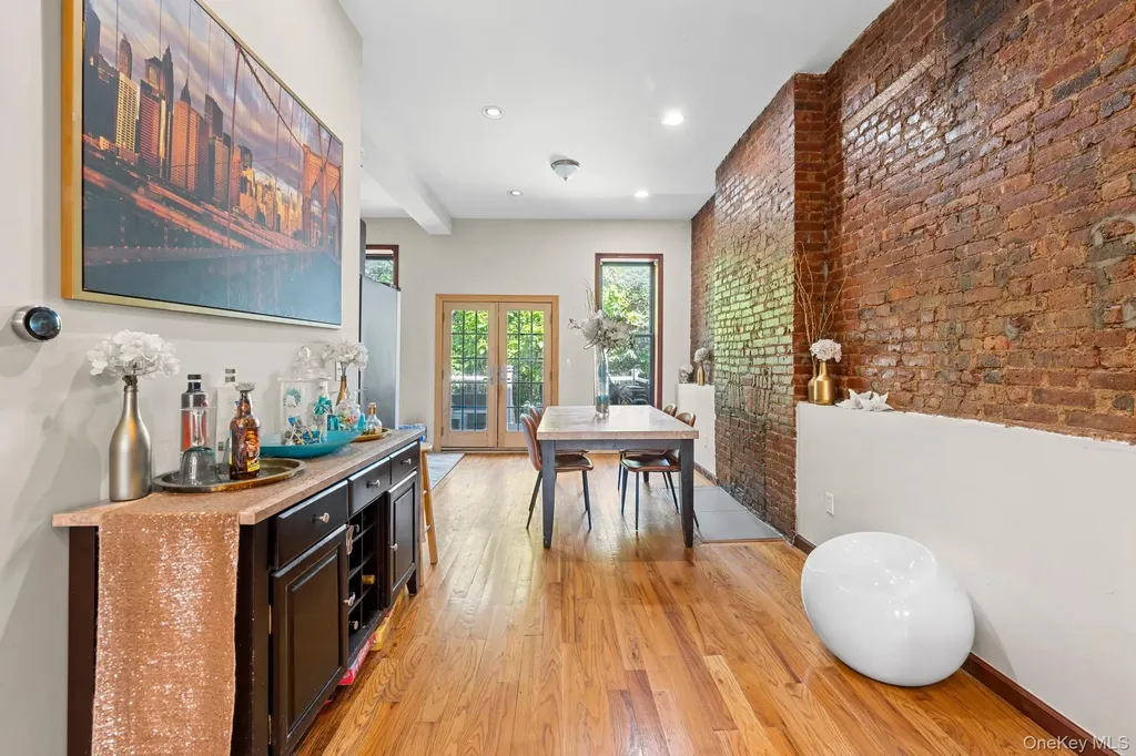 609 Lexington Avenue Brooklyn NY 11221