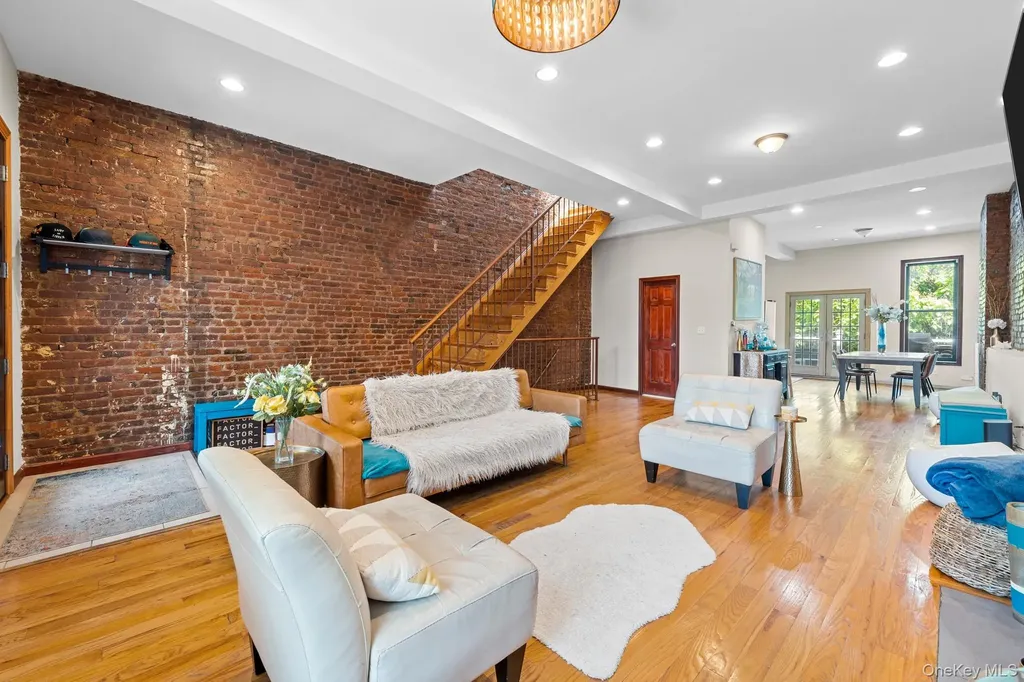 609 Lexington Avenue Brooklyn NY 11221