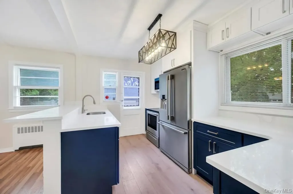 51 Stevenson Road Hewlett NY 11557