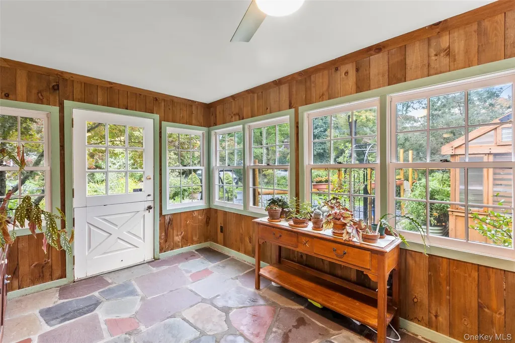 4 Shipman Lane Stony Brook NY 11790