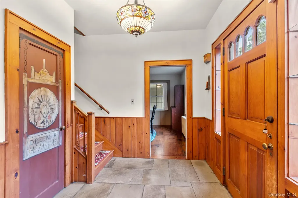 4 Shipman Lane Stony Brook NY 11790