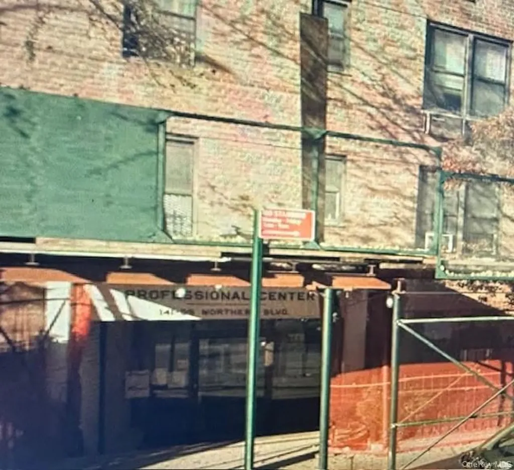 141-05 Northern Boulevard Flushing NY 11354