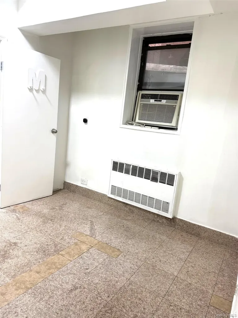141-05 Northern Boulevard Flushing NY 11354