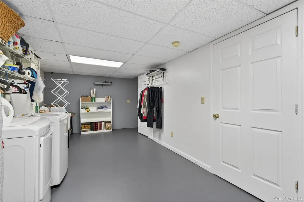 118 Shore Drive New Windsor NY 12553