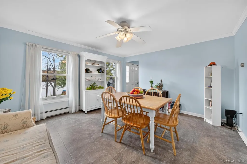 118 Shore Drive New Windsor NY 12553