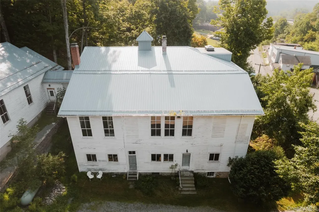 48 Upper Main Street Callicoon NY 12723