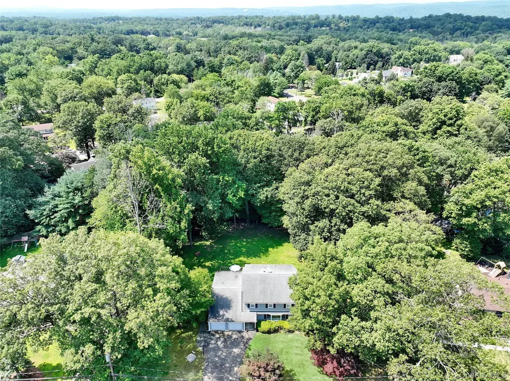 121 Smith Hill Road Suffern NY 10901