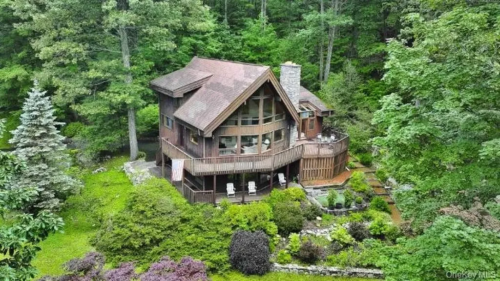 20 Deer Ridge Road Garrison NY 10524