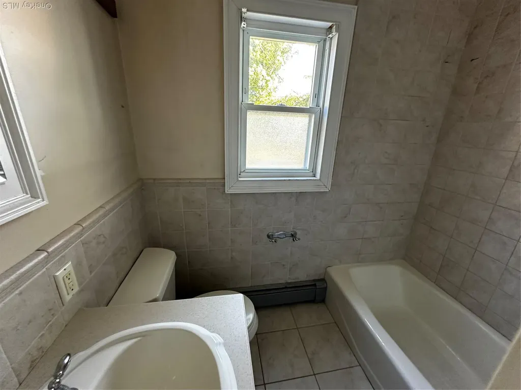 843 Jerusalem Avenue Merrick NY 11566