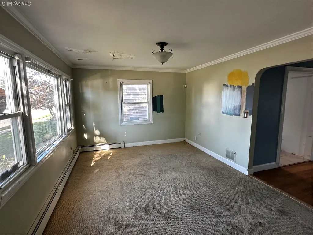 843 Jerusalem Avenue Merrick NY 11566