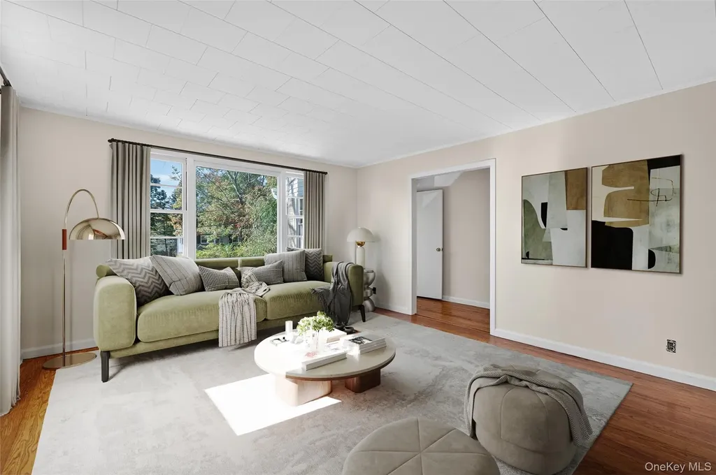 12 Mid Oaks Drive Monroe NY 10950