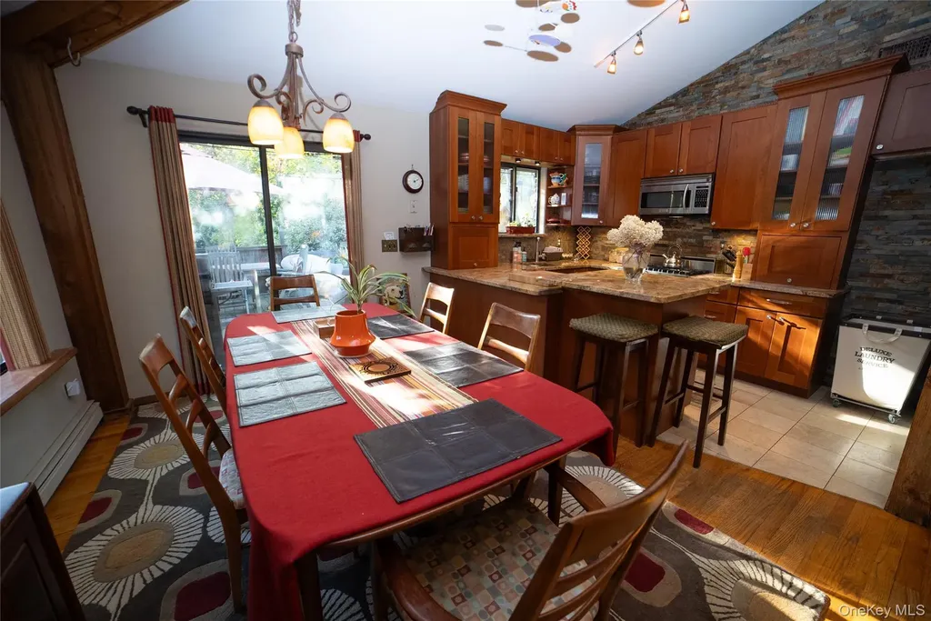 30 Long Bow Wading River NY 11792