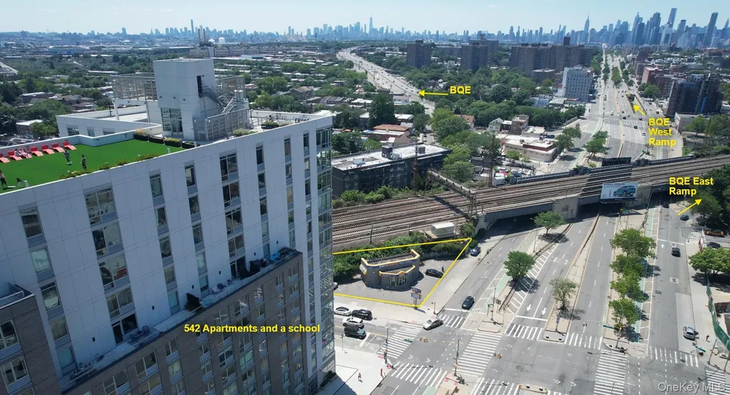 68-12 Queens Boulevard Woodside NY 11377