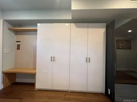 22469 76th Road Bayside NY 11364