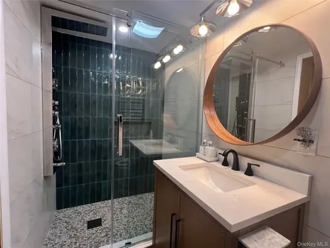 22469 76th Road Bayside NY 11364