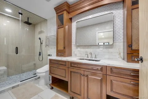 22469 76th Road Bayside NY 11364