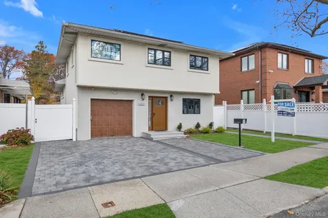 22469 76th Road Bayside NY 11364