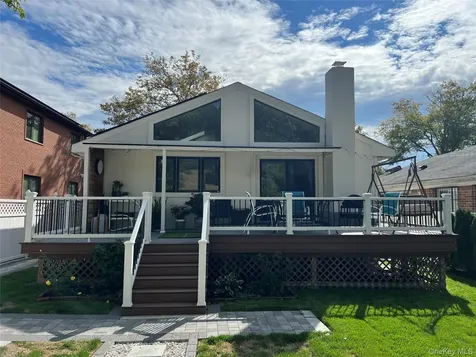 22469 76th Road Bayside NY 11364