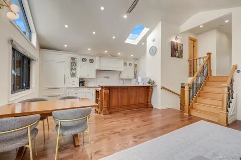 22469 76th Road Bayside NY 11364