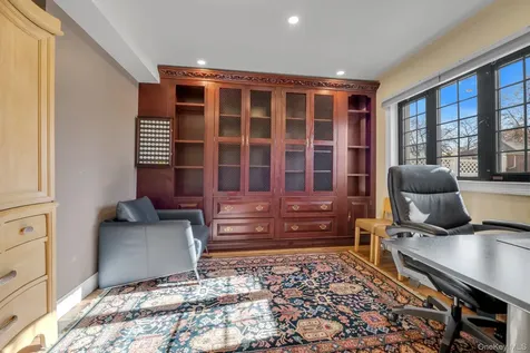 22469 76th Road Bayside NY 11364