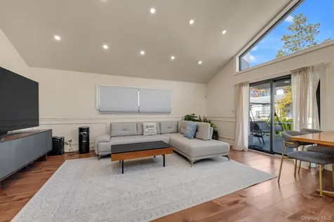 22469 76th Road Bayside NY 11364