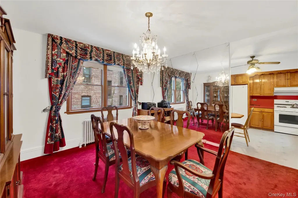 242 E 237th Street Bronx NY 10470