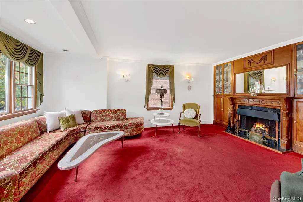 242 E 237th Street Bronx NY 10470