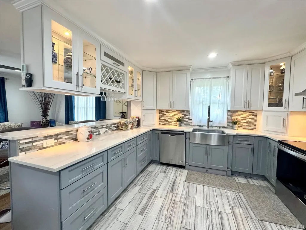 36 Sands Lane Brookhaven NY 11719