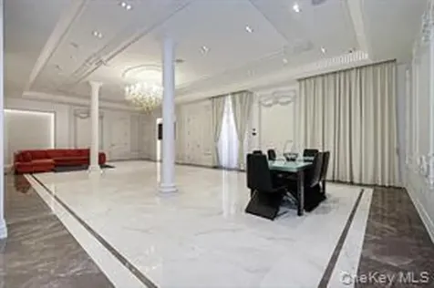 69-36 Dartmouth Street Forest Hills NY 11375