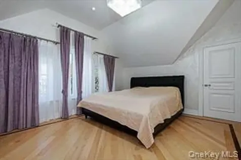 69-36 Dartmouth Street Forest Hills NY 11375