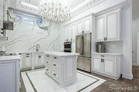 69-36 Dartmouth Street Forest Hills NY 11375