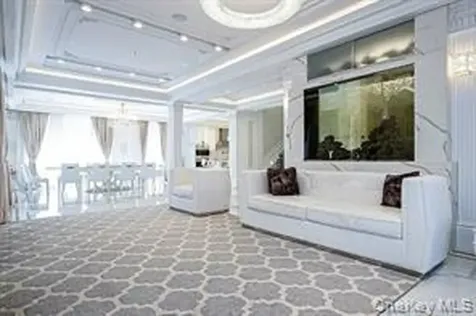 69-36 Dartmouth Street Forest Hills NY 11375