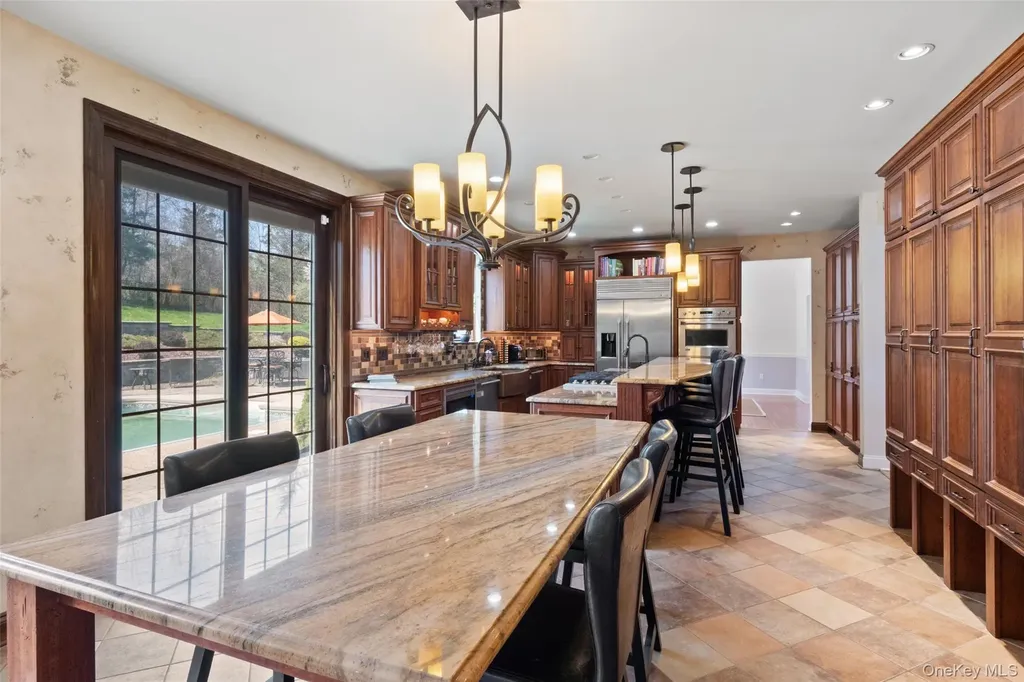 79 Victor Drive Poughkeepsie NY 12603