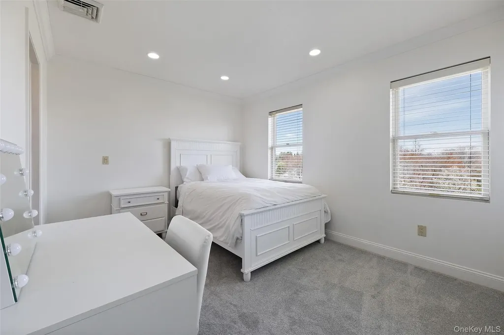 79 Victor Drive Poughkeepsie NY 12603