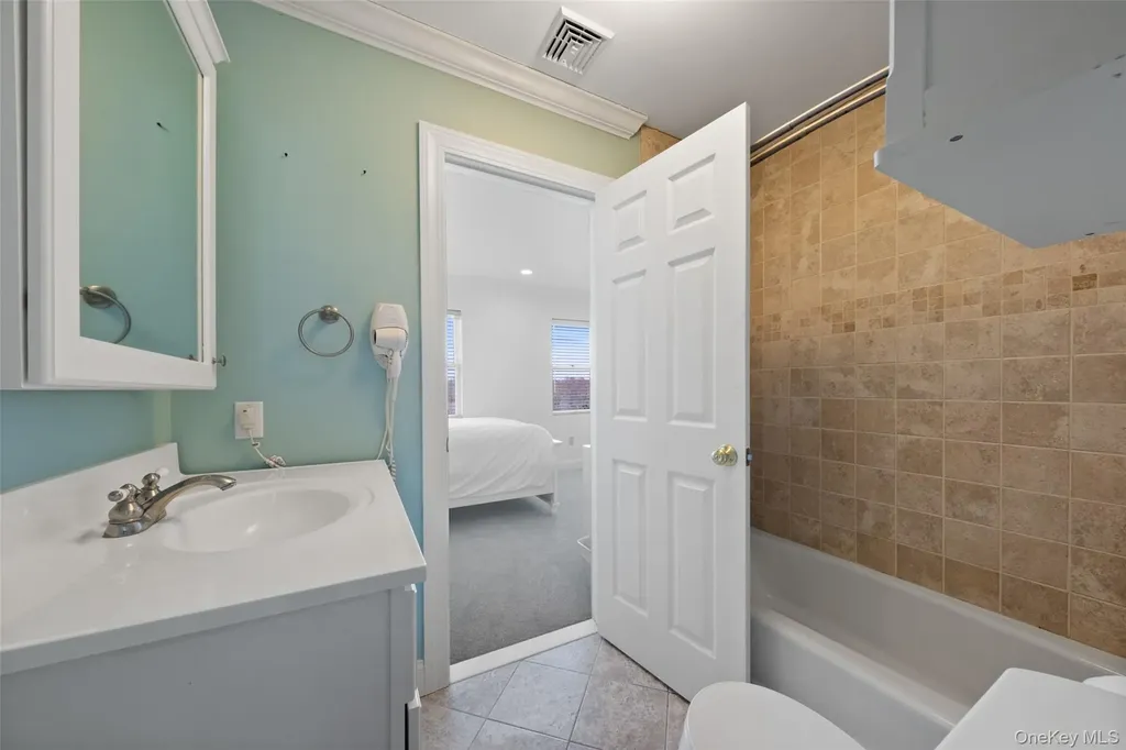 79 Victor Drive Poughkeepsie NY 12603