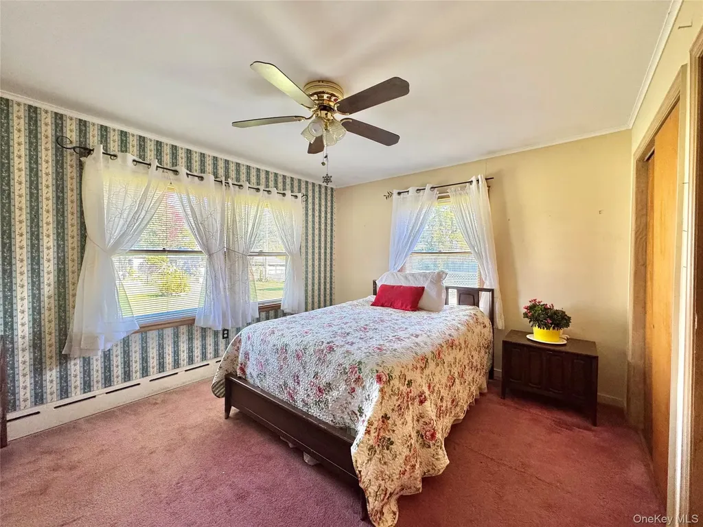 9 E Marie Street Hudson NY 12534