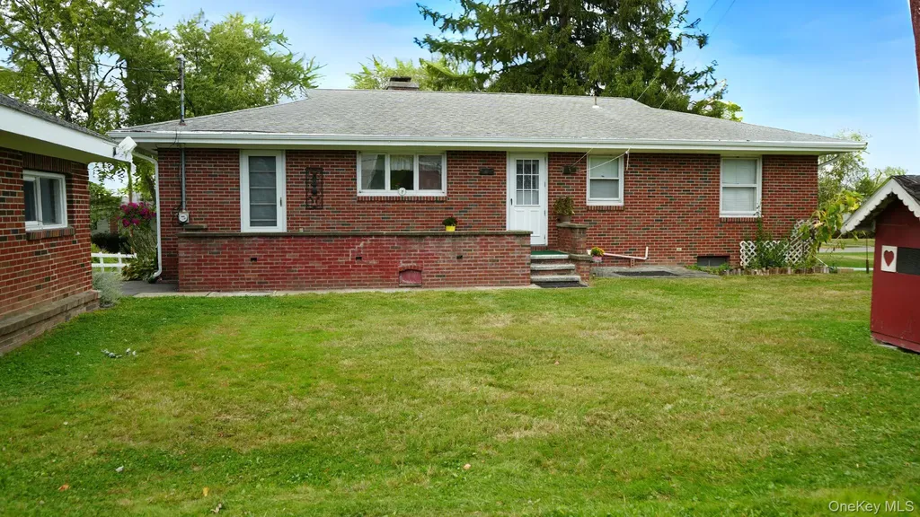 9 E Marie Street Hudson NY 12534