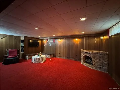 9 E Marie Street Hudson NY 12534