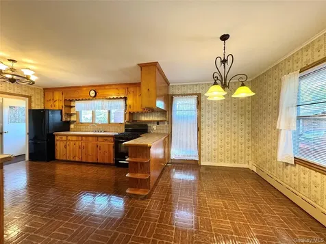 9 E Marie Street Hudson NY 12534