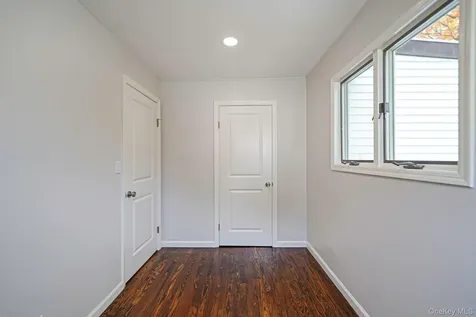 1039 Joselson Avenue Bay Shore NY 11706