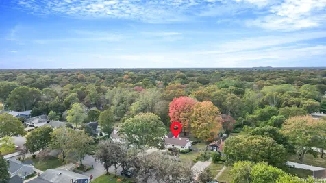 1039 Joselson Avenue Bay Shore NY 11706