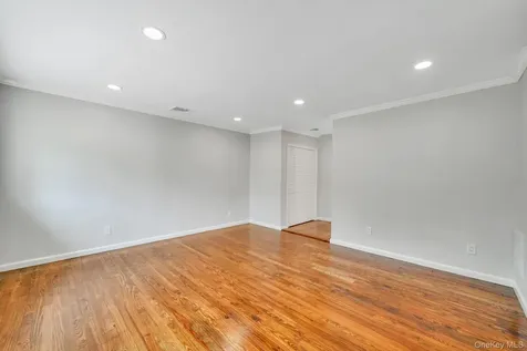 1039 Joselson Avenue Bay Shore NY 11706