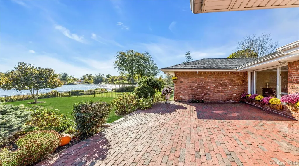 11 Cranberry Drive Islip NY 11751