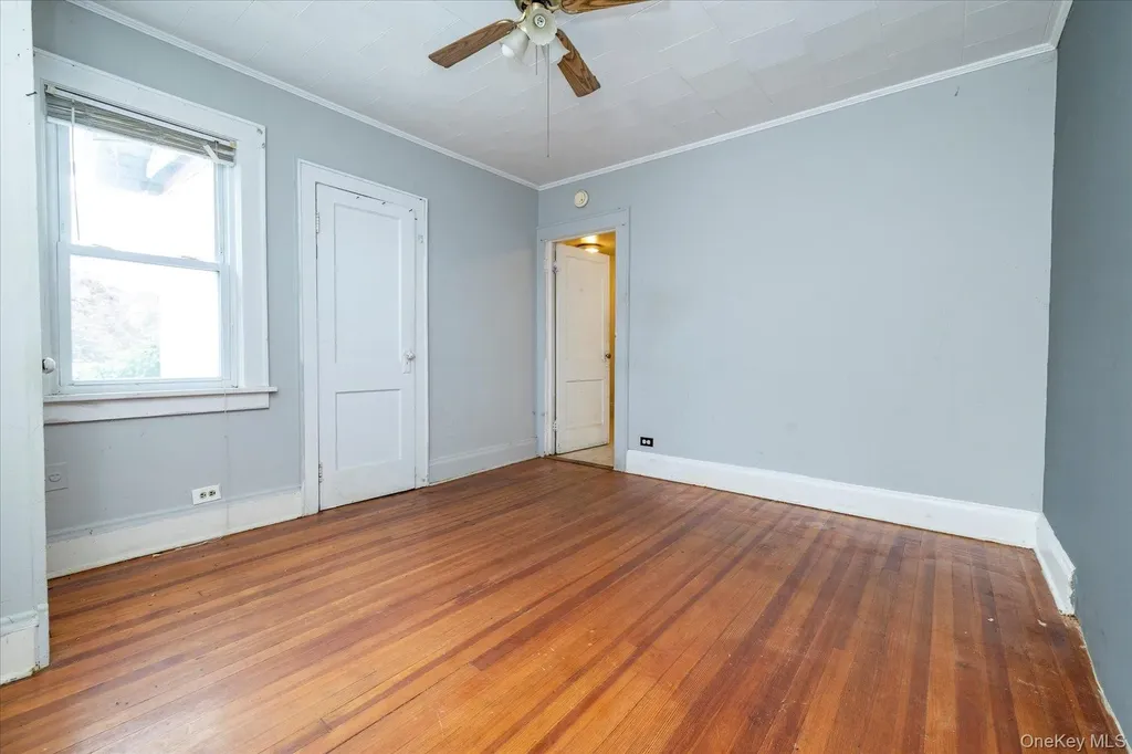 2848 Woods Avenue Oceanside NY 11572