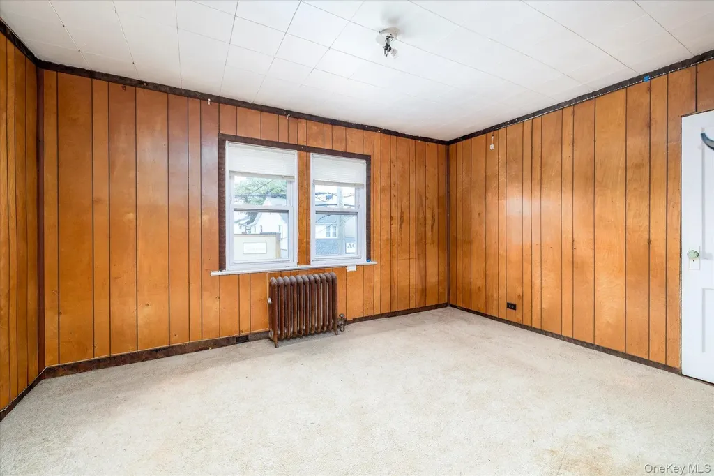2848 Woods Avenue Oceanside NY 11572