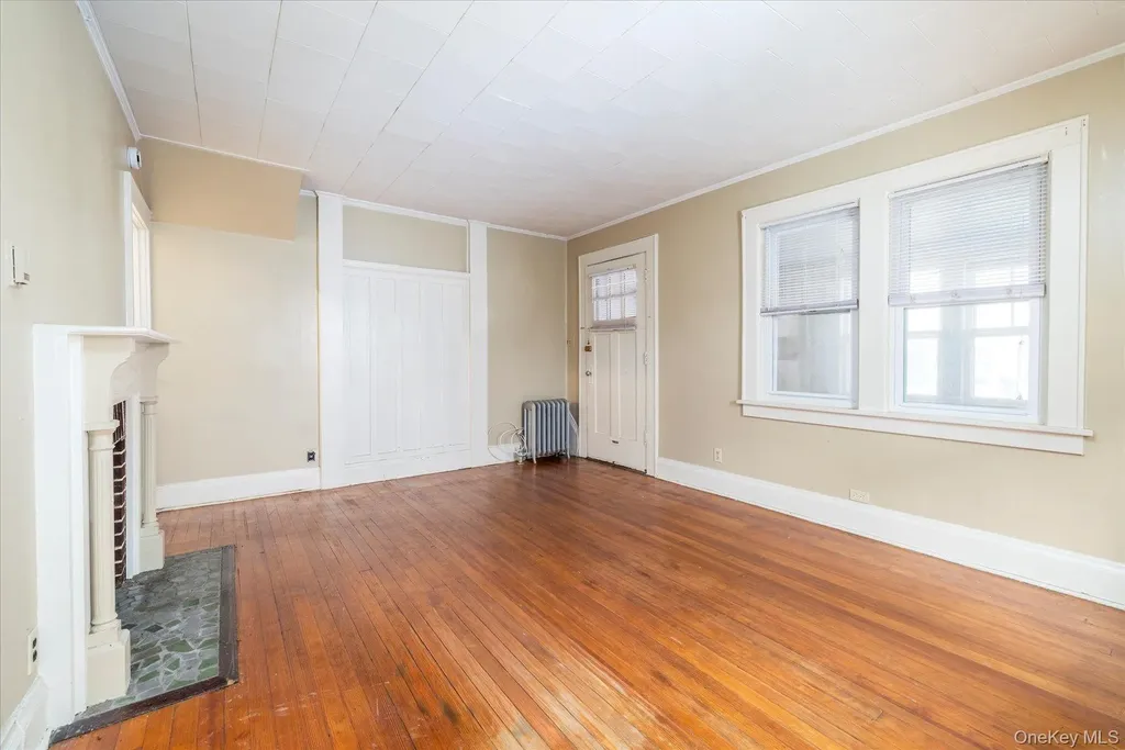 2848 Woods Avenue Oceanside NY 11572