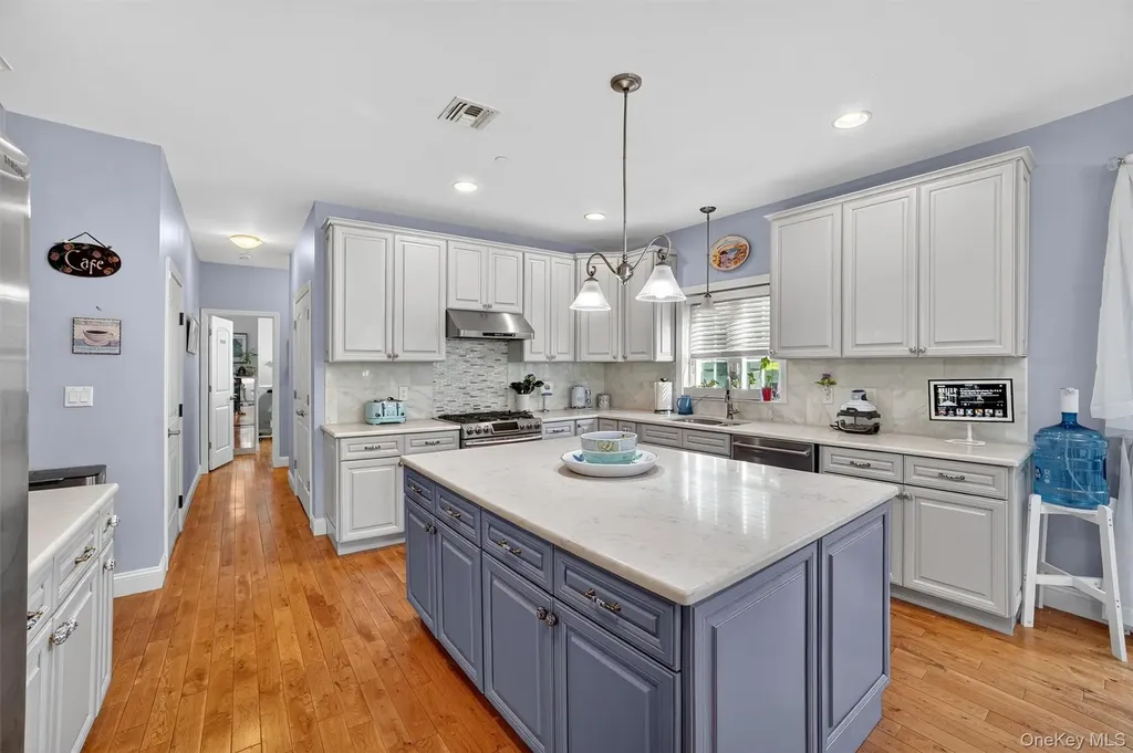 6 Clarion Drive White Plains NY 10603