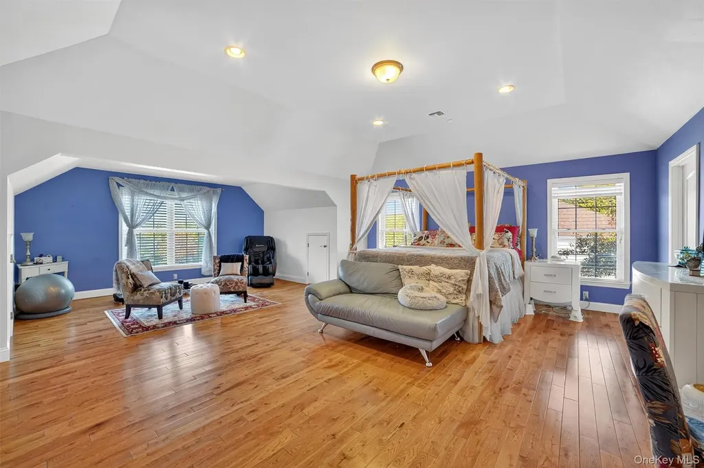 6 Clarion Drive White Plains NY 10603