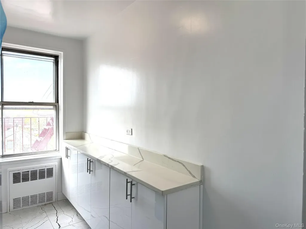 222-89 Braddock Avenue Bellerose NY 11428